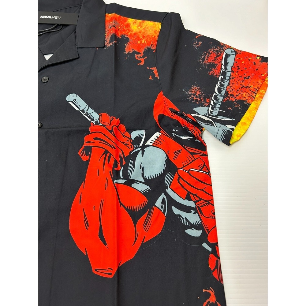 Deadpool Flames Medium Marvel Men's Short Sleeve Woven Top Black - Picture 3 of 12